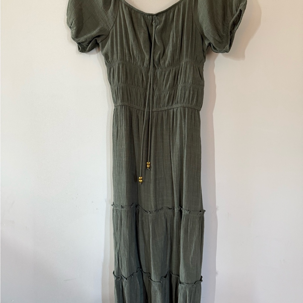 Chic Olive Maxi Dress